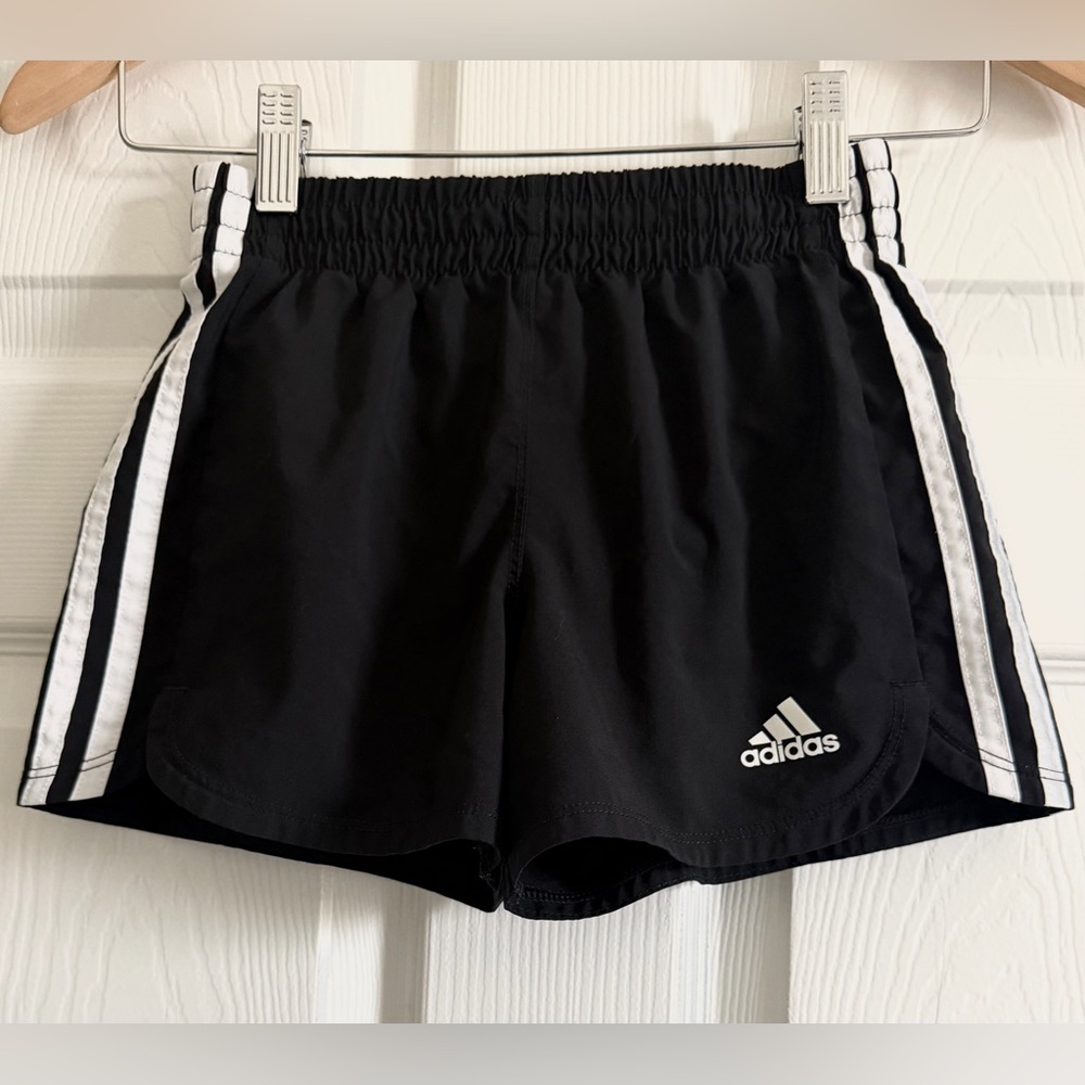 Adidas Kids Black and White Striped Shorts
Size S(7/8)